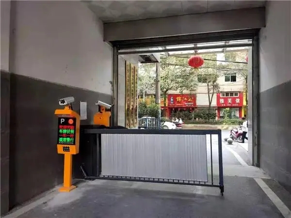 镇江车牌识别在停车场起到作用